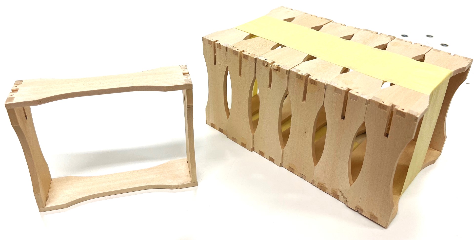 Wabenhonigrähmchen aus Holz 105 mm x 130 mm, identisch im Maß mit Nicot Wabenhonigrähmchen